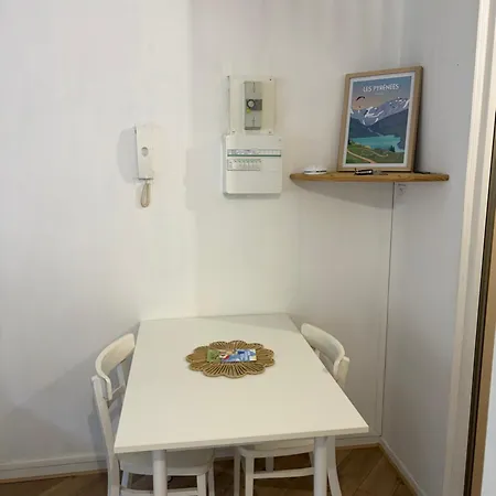 Apartmán Au Coeur De Luchon Avec Parking, Telecabine A 600m